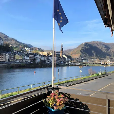 Ferienwohnungen Haus Zur Linde Cochem Kamer foto