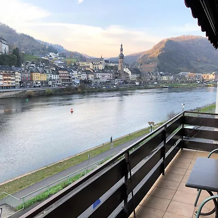 Ferienwohnungen Haus Zur Linde Cochem Kamer foto